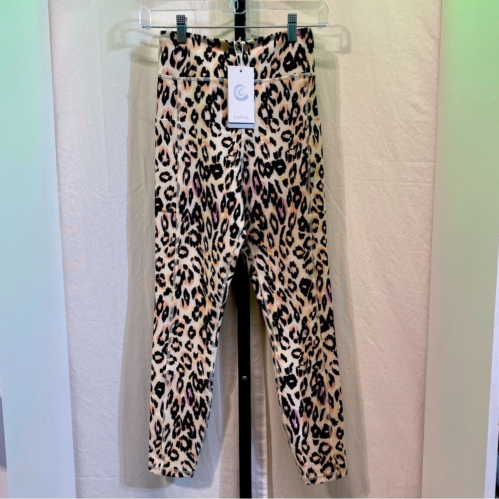 NWT Calme/Johnny Was animal print leggings w/pockets, small,